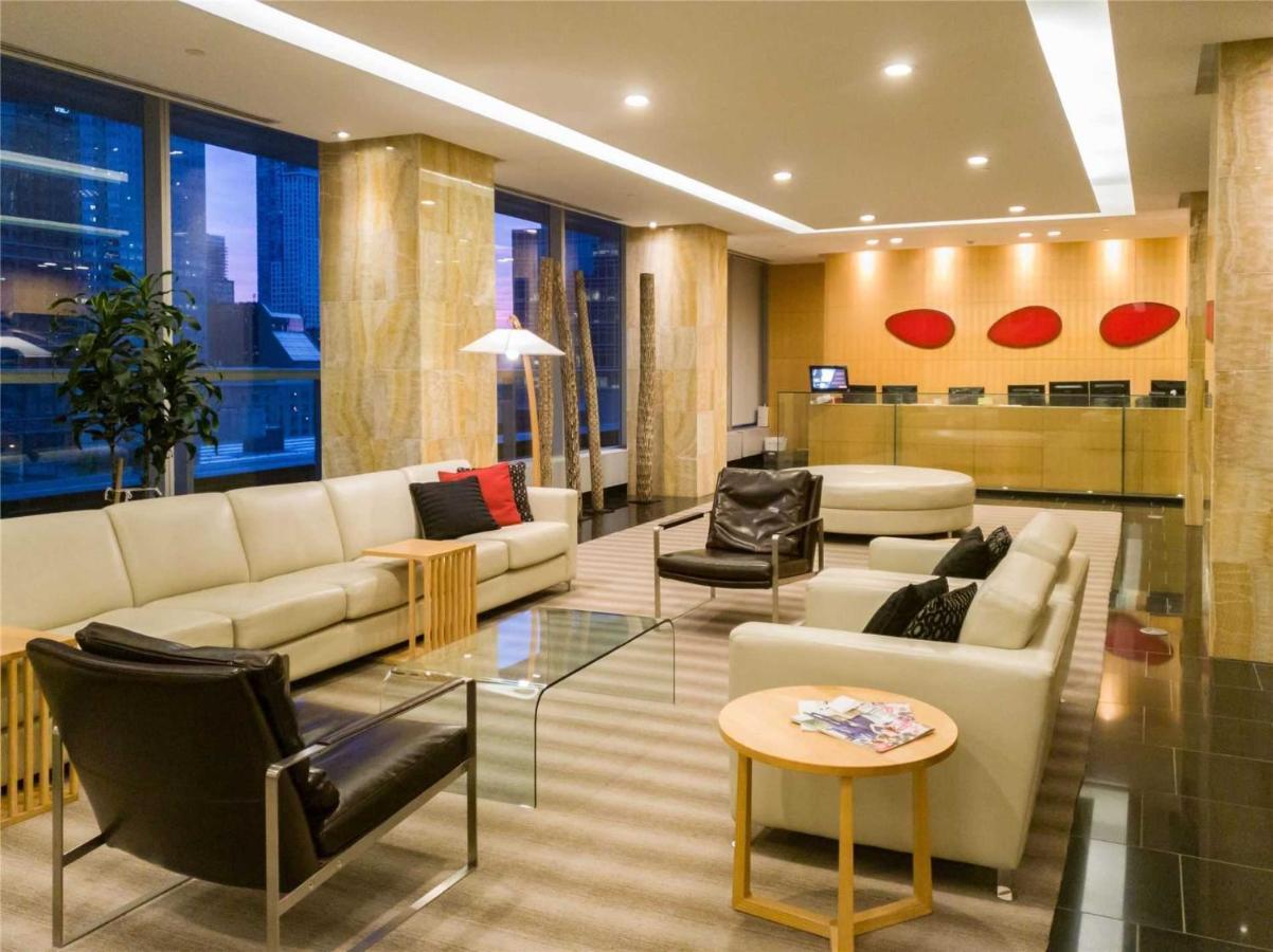 Luxury Downtown Toronto 2 Bedroom Suite With City And Lake Views And Free Parking Zewnętrze zdjęcie